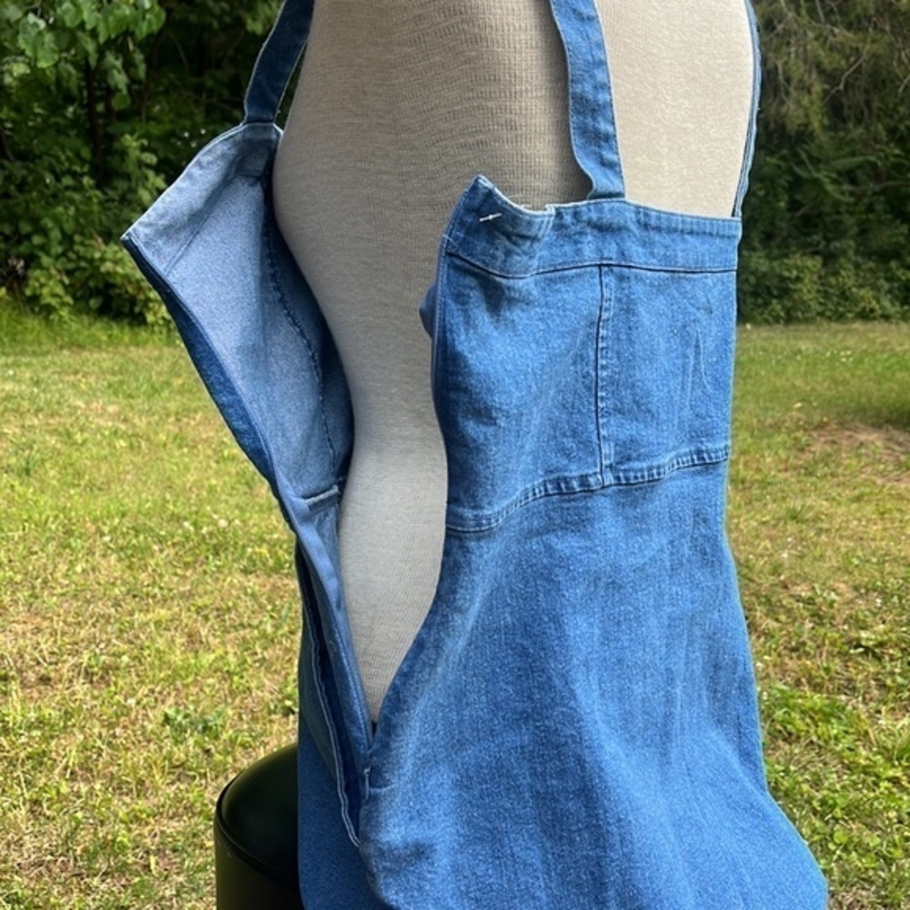 Rue 21 Denim Dress, mid length, womens size large - Picture 5 of 7